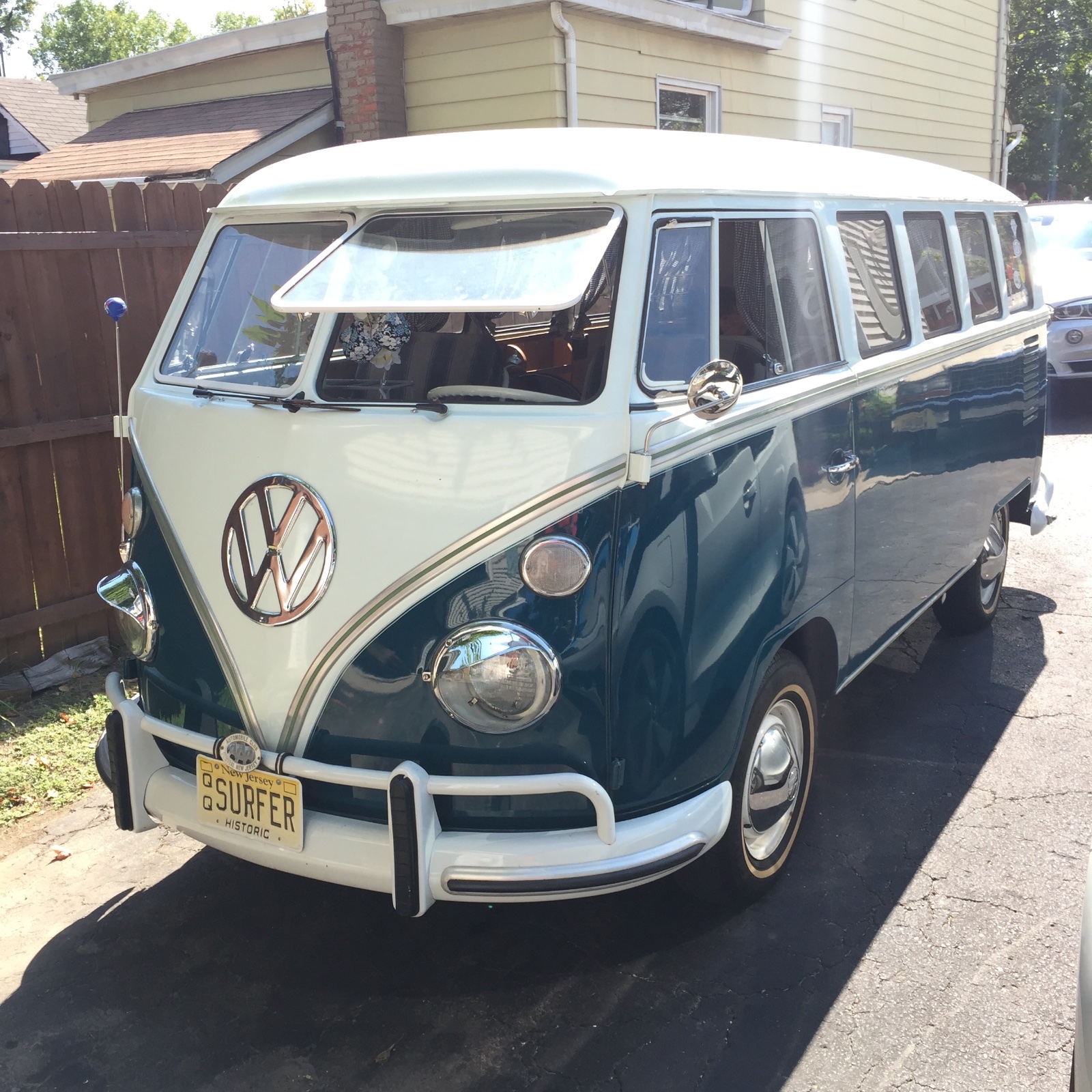 Surfer Dude Camper overlanding build
